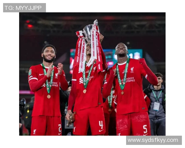 曼市双雄关注拜仁中场帕夫洛维奇或成罗德里接班人 曼市双雄关注拜仁中场帕夫洛维奇或成罗德里接班人