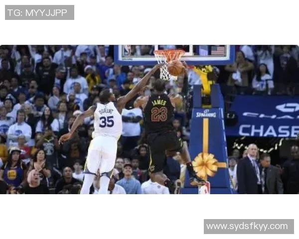 波蒂斯赞AJ格林职业态度极佳努力成就优异表现三分球表现完美无瑕