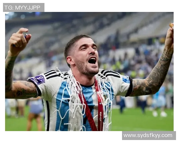 德保罗社媒欢庆季后赛首战胜利激励球队继续前行