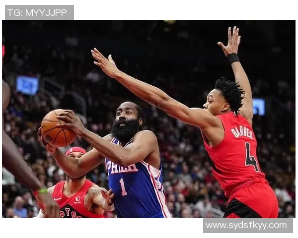 阿德尔曼赞小哈达威出手迅速轻松能有效拉开进攻空间 阿德尔曼赞小哈达威出手迅速轻松能有效拉开进攻空间