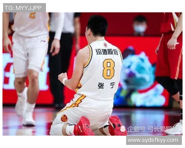 海兰德表现抢眼7投4中三分球3记助力球队赢得比赛 海兰德表现抢眼7投4中三分球3记助力球队赢得比赛