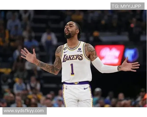 名嘴自我反驳夏季言论湖人前景逆转球员变动引发争议与戏剧性转折 名嘴自我反驳夏季言论湖人前景逆转球员变动引发争议与戏剧性转折