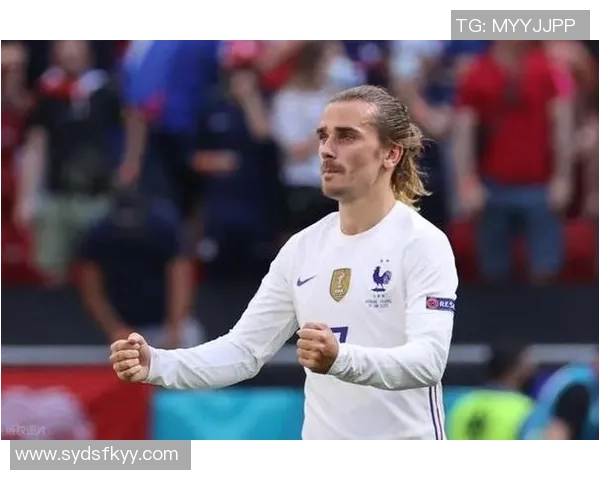 格列兹曼34岁荣获金足奖展现足球生涯辉煌成就与不懈追求