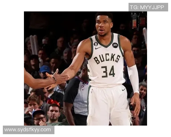 雄鹿客场对决骑士字母哥有望出战库兹马出战成疑 雄鹿客场对决骑士字母哥有望出战库兹马出战成疑