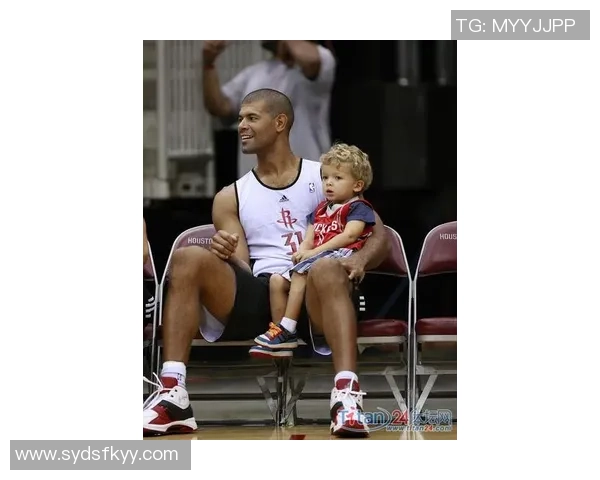 儿子在休斯敦的表现如何KD母亲坦言他非常享受比赛的乐趣