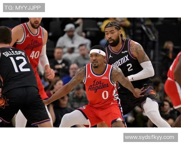 快船阵容乏力卢指导需果断调整否则恐将沦为联盟垫底球队