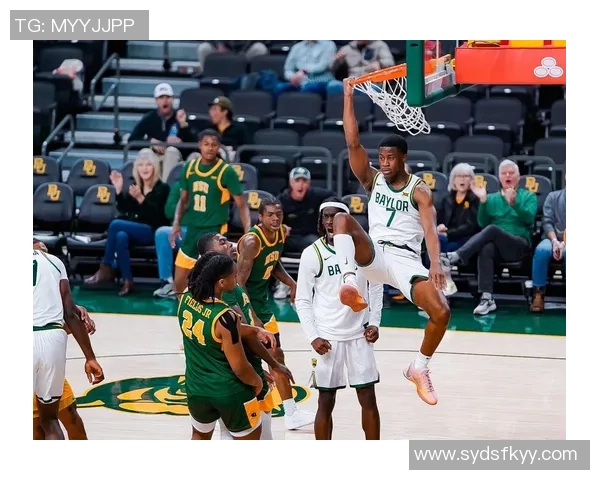 戒骄戒躁埃奇库姆半场表现平平仅得4分2板2助需加强调整