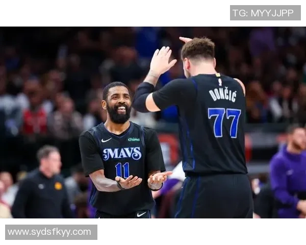 小卡主动要求下场膝盖遭科林斯重击引发关注