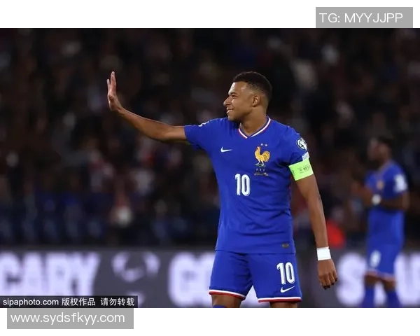 姆巴佩接过法国10号球衣责任普拉蒂尼称其理解重要性