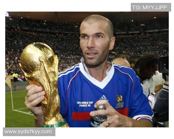 德转分析尤文图斯新任主帅候选人齐达内曼奇尼斯帕莱蒂等五大热门人选